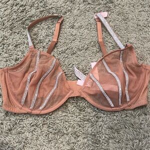 Victoria Secret Sheer Shine Very Sexy Low Cut Bra
